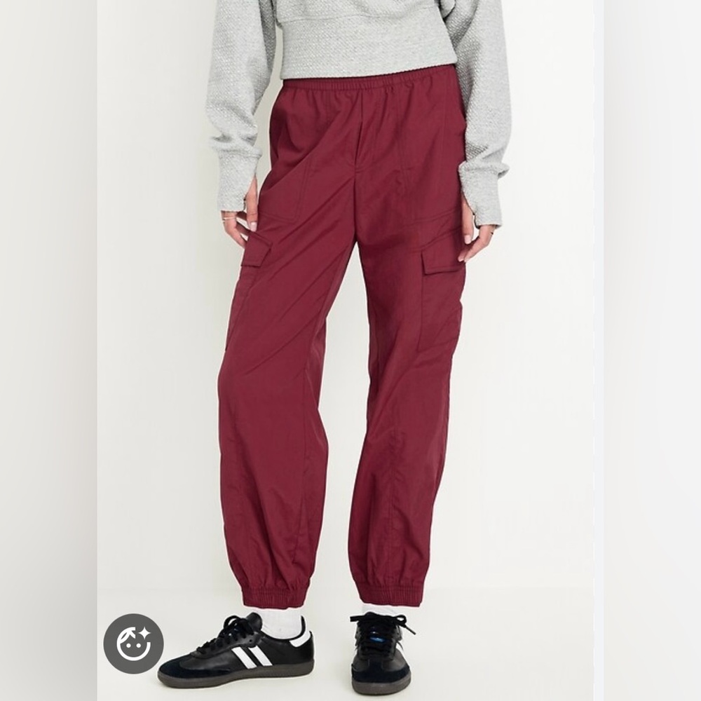Old Navy Women’s Nylon Ankle-Zip Cargo Joggers Dark Red, XS Petite, Athleisure